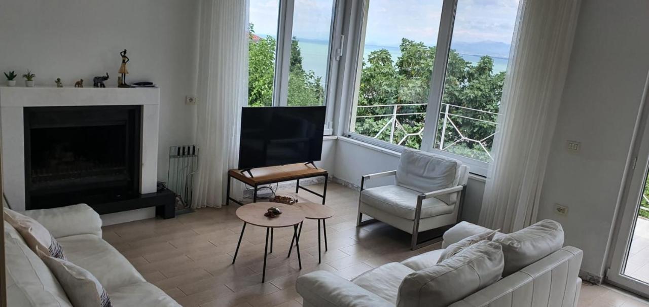 Shiroka Lake Home Bagian luar foto