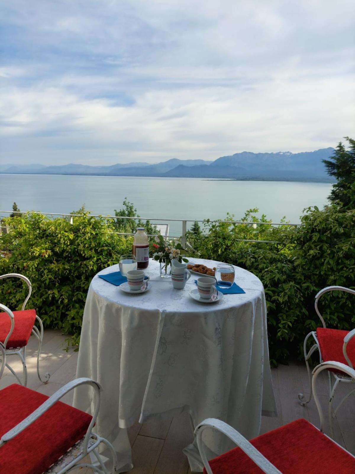 Shiroka Lake Home Bagian luar foto